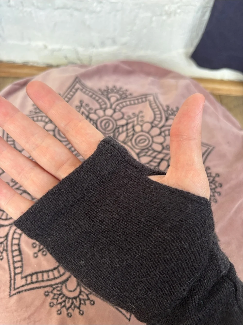 Merona Wool Black Knit Convertible Fingerless Gloves with Button Hand Warmers